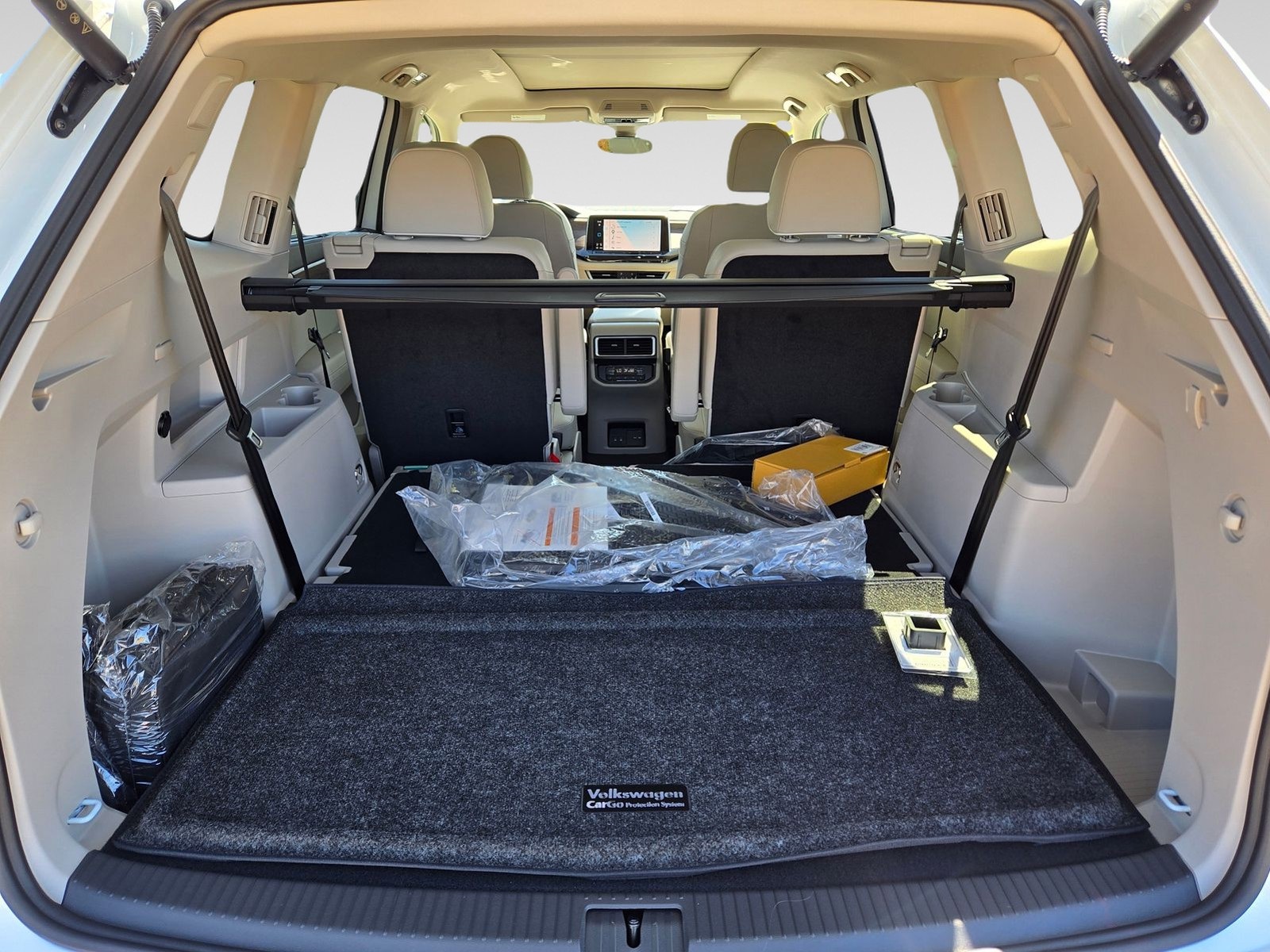 2026 Volkswagen Atlas SEL Premium R-Line photo 3