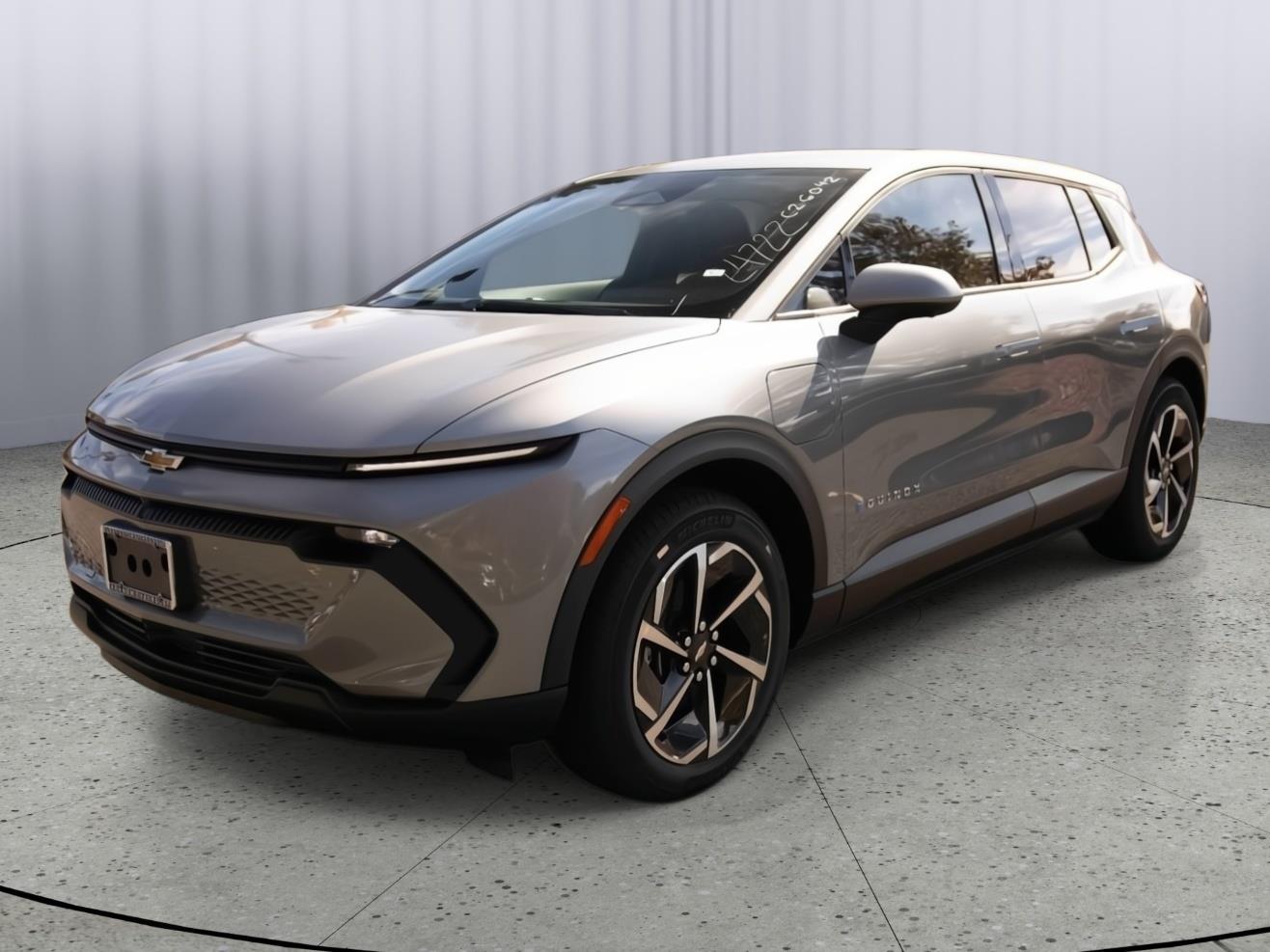 2026 Chevrolet Equinox EV 1LT photo 3