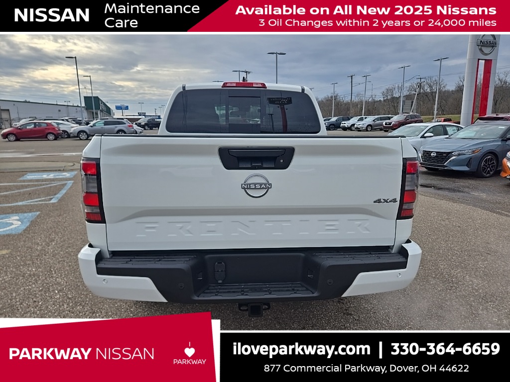 2025 Nissan Frontier Crew Cab SV photo 6