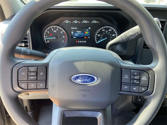 2026 Ford F-350 photo 16