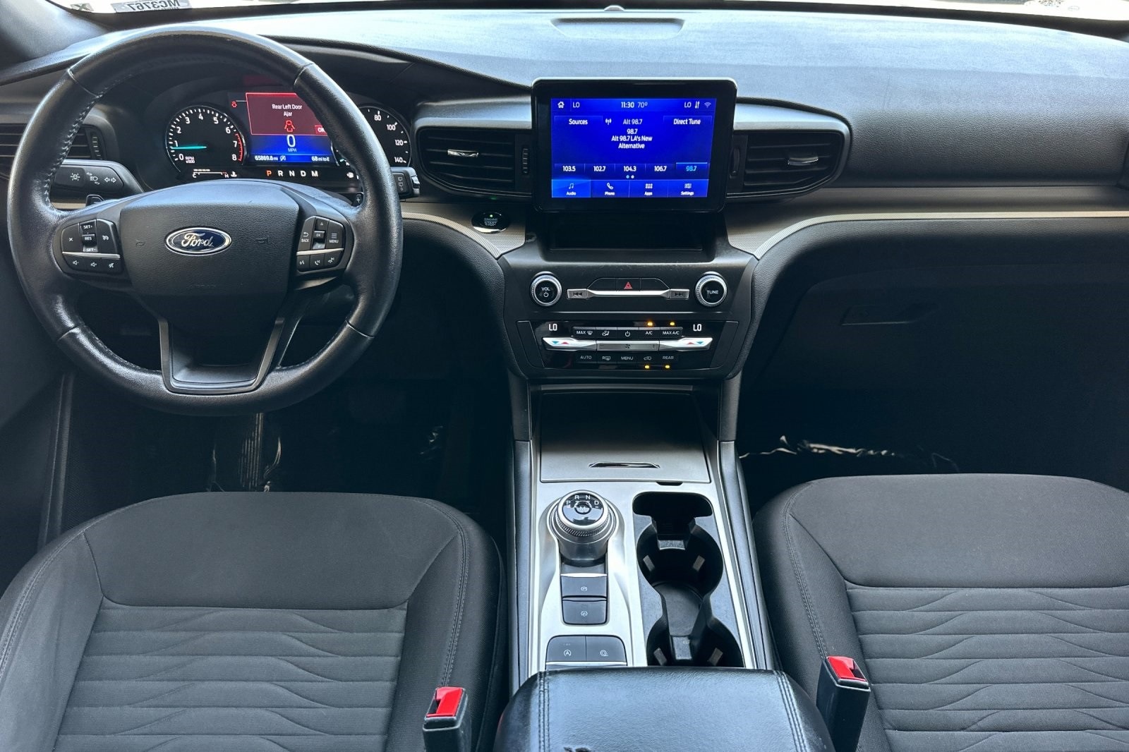 2020 Ford Explorer XLT photo 13