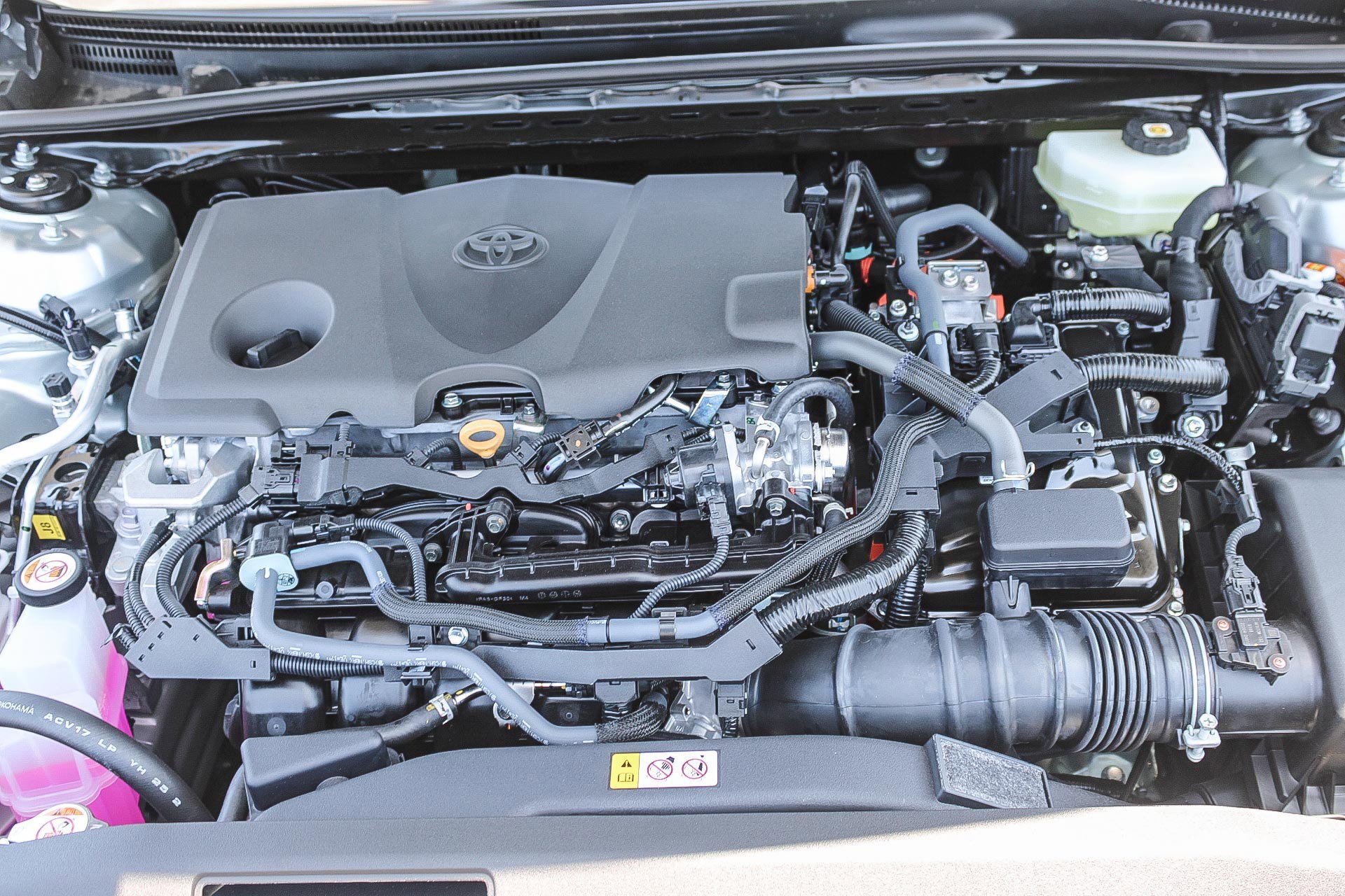 2025 Toyota Camry LE photo 12