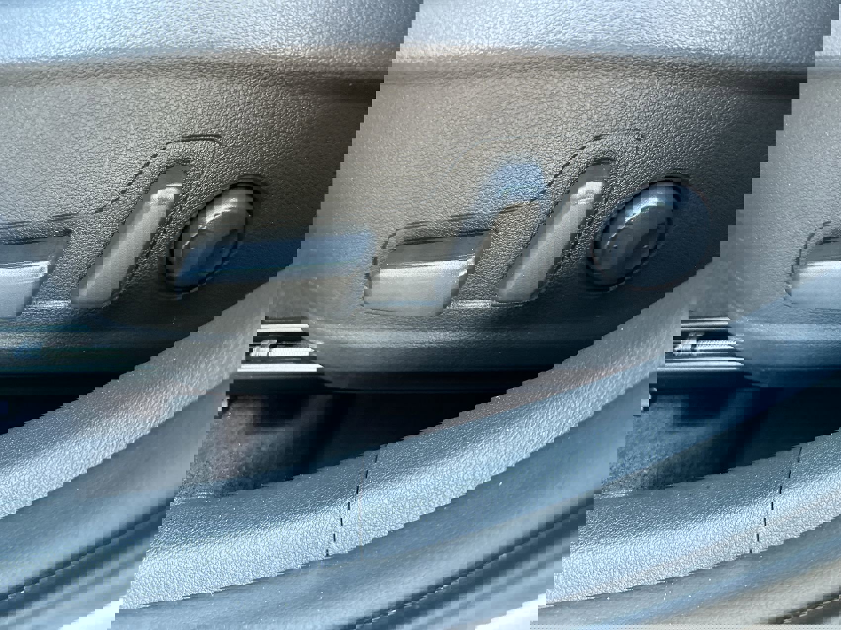 2021 Hyundai Kona SEL Plus photo 11