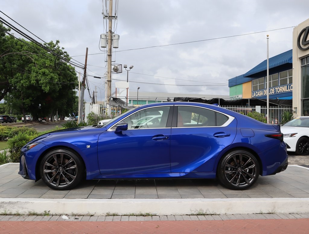 2025 Lexus IS 300 F SPORT photo 8
