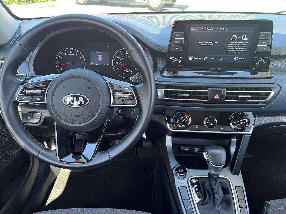 2021 Kia Seltos S photo 17
