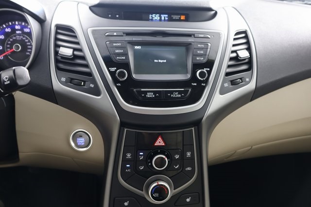 2016 Hyundai Elantra Value Edition photo 14