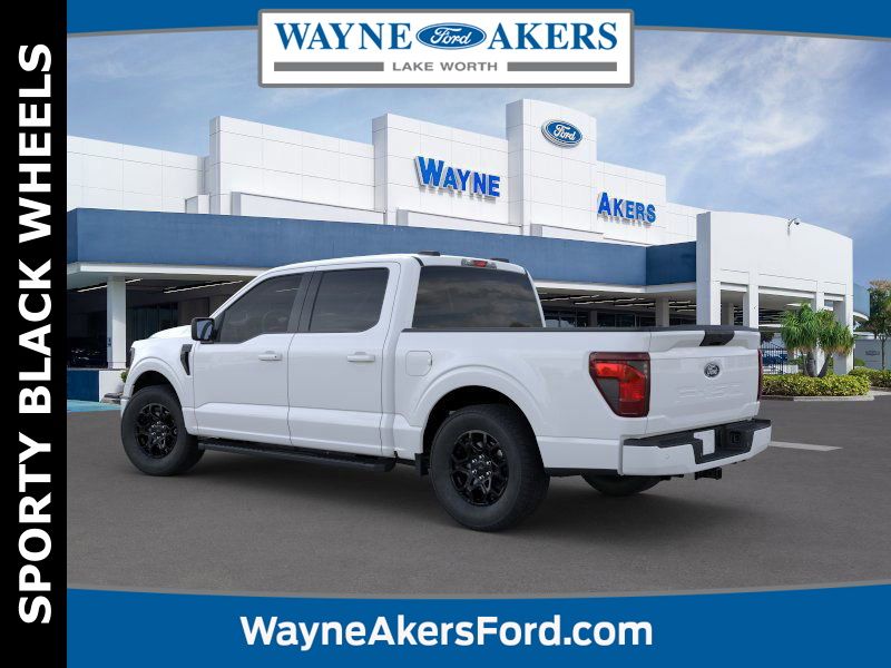 2025 Ford F-150 XLT photo 5
