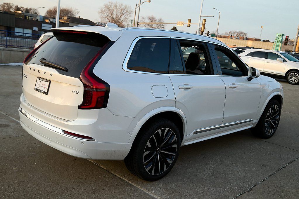 2026 VOLVO XC90 - Image 6