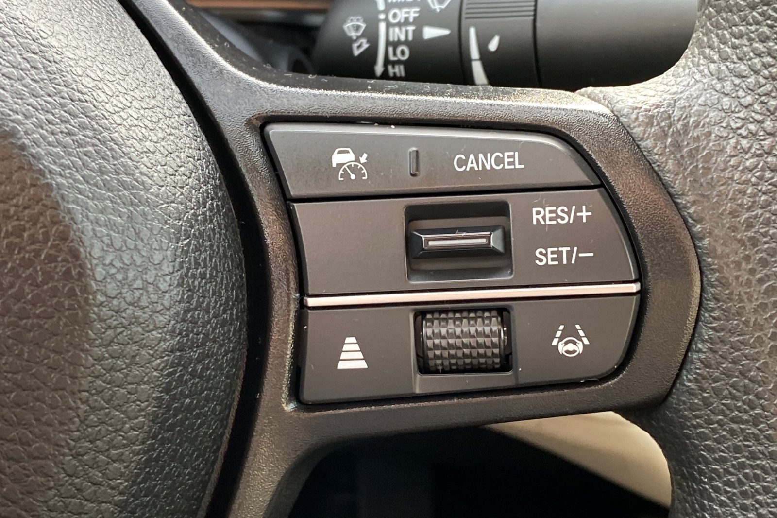 2025 Honda Accord SE photo 25