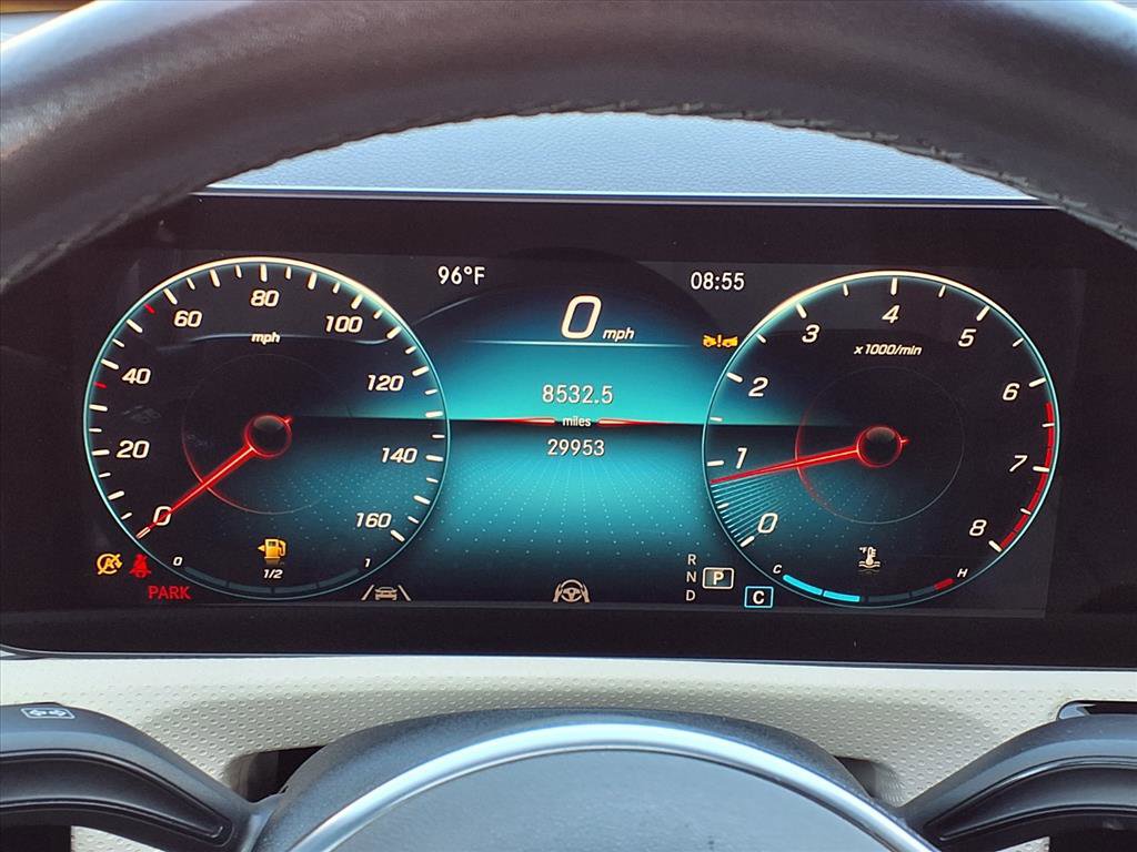 2022 Mercedes Benz CLA 250 photo 11