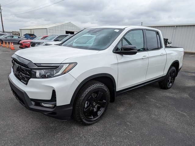 2025 Honda Ridgeline Black Edition photo 4