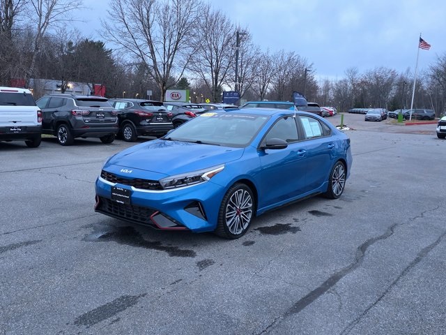 2022 Kia Forte GT photo 3