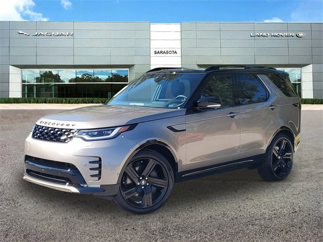 2025 Land Rover Discovery Dynamic SE's photo