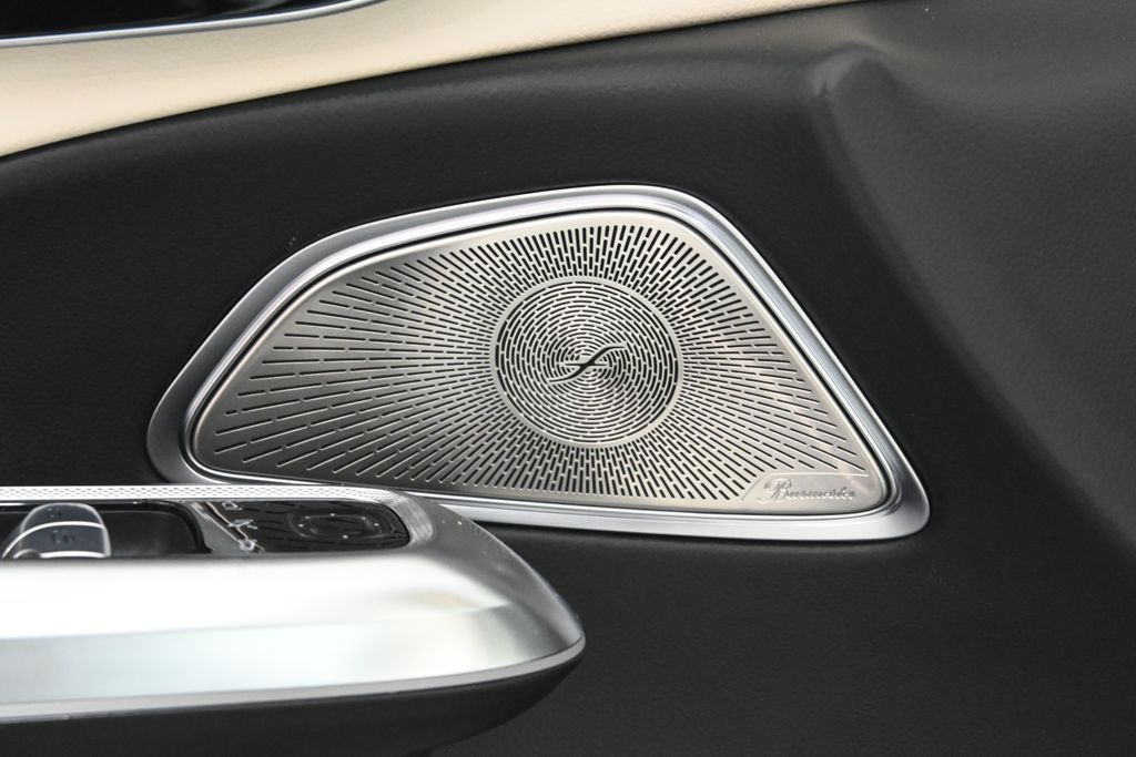 2025 Mercedes Benz E 450 photo 25