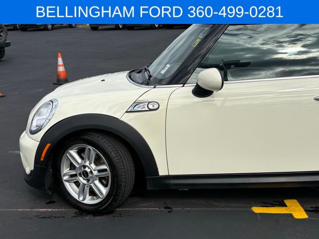 2012 Mini Cooper Hardtop S photo 8