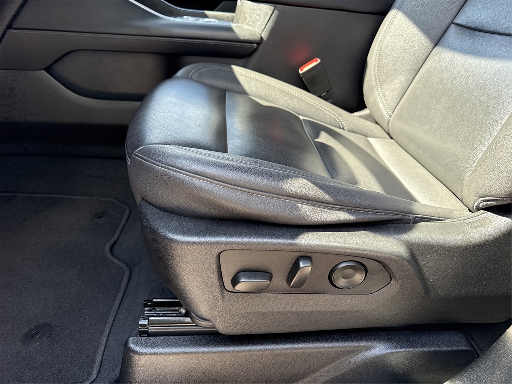 2023 Chevrolet Tahoe LT photo 10