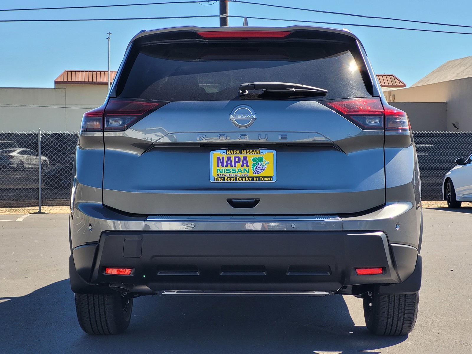 2026 Nissan Rogue SV photo 5
