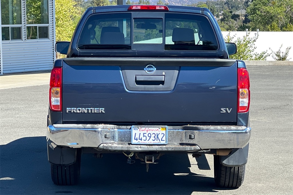 2017 Nissan Frontier SV photo 8
