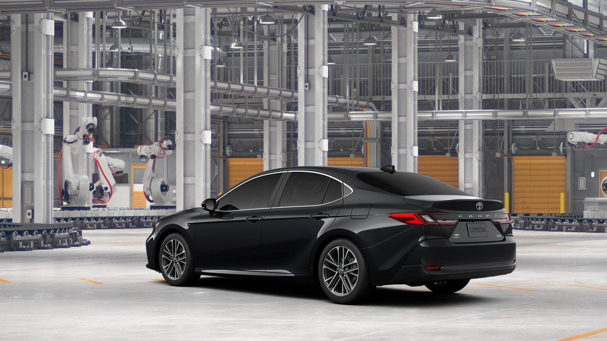 2026 Toyota Camry XLE photo 5