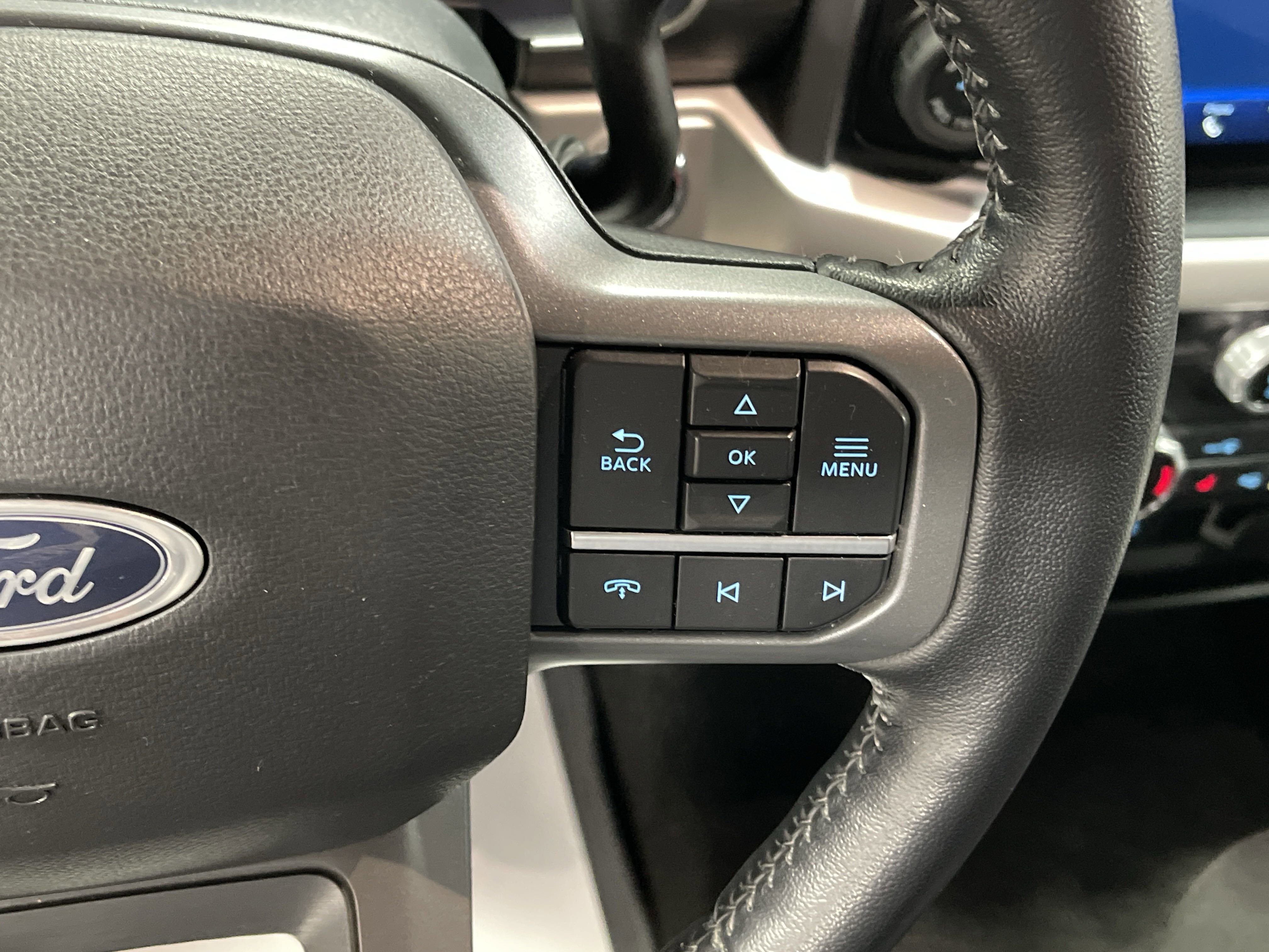 2022 Ford F-150 XL photo 8
