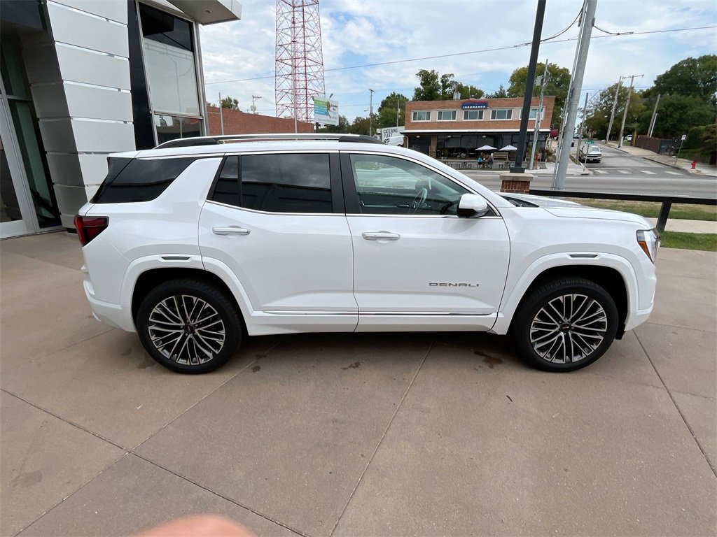 2026 Gmc Terrain Denali photo 5
