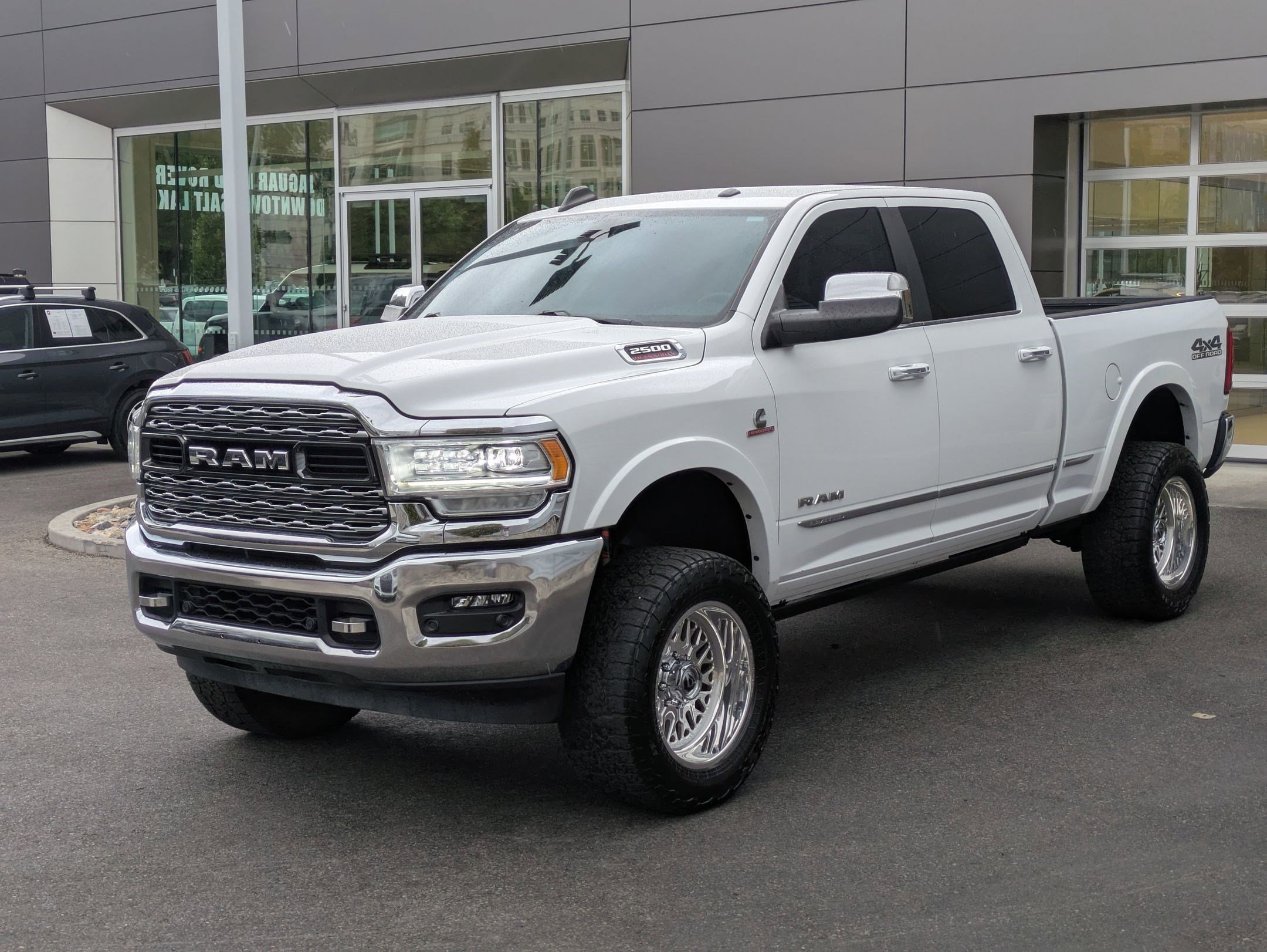 2022 Ram 2500 Limited photo 8