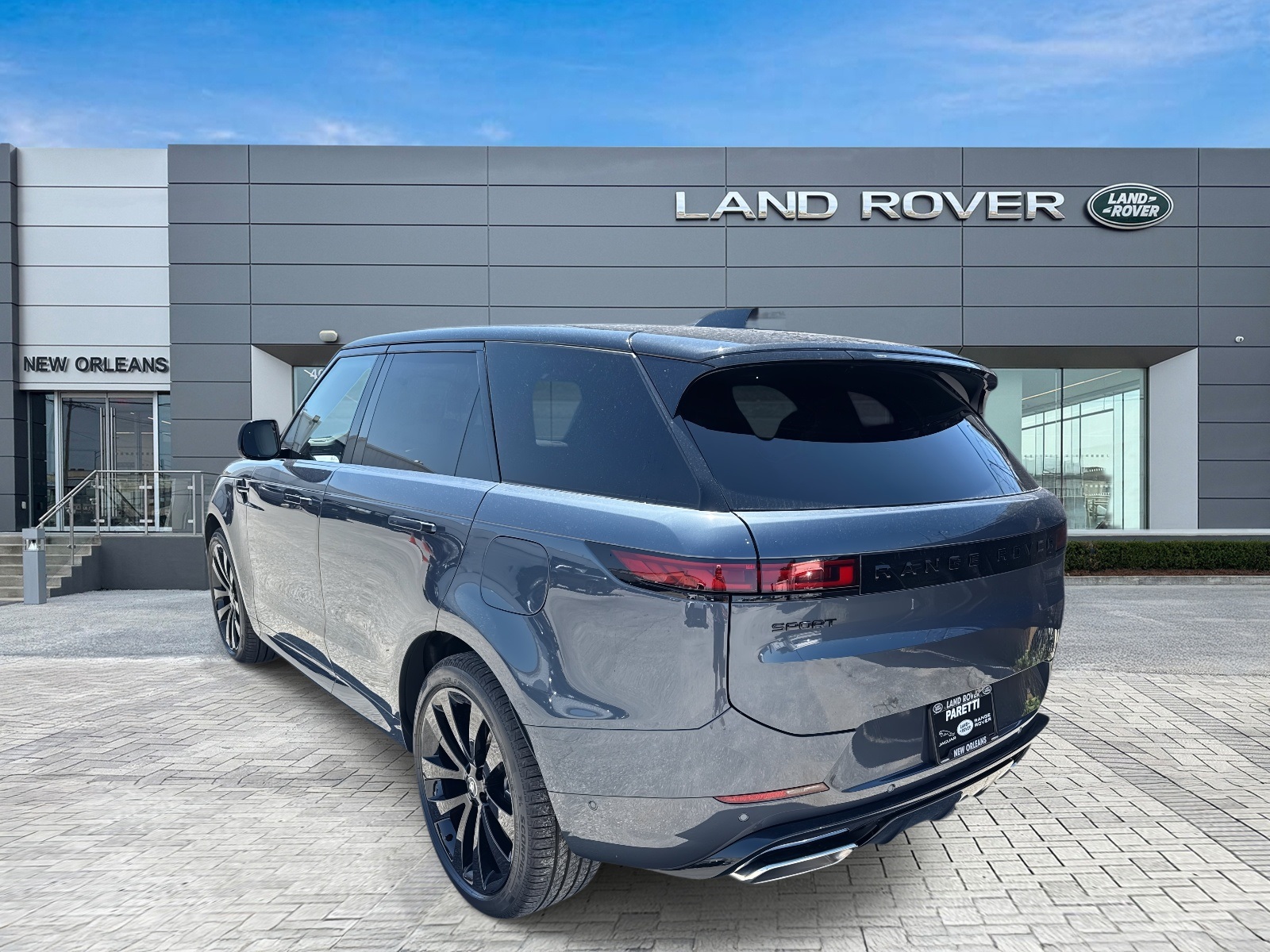 2025 Land Rover Range Rover Sport SE photo 4