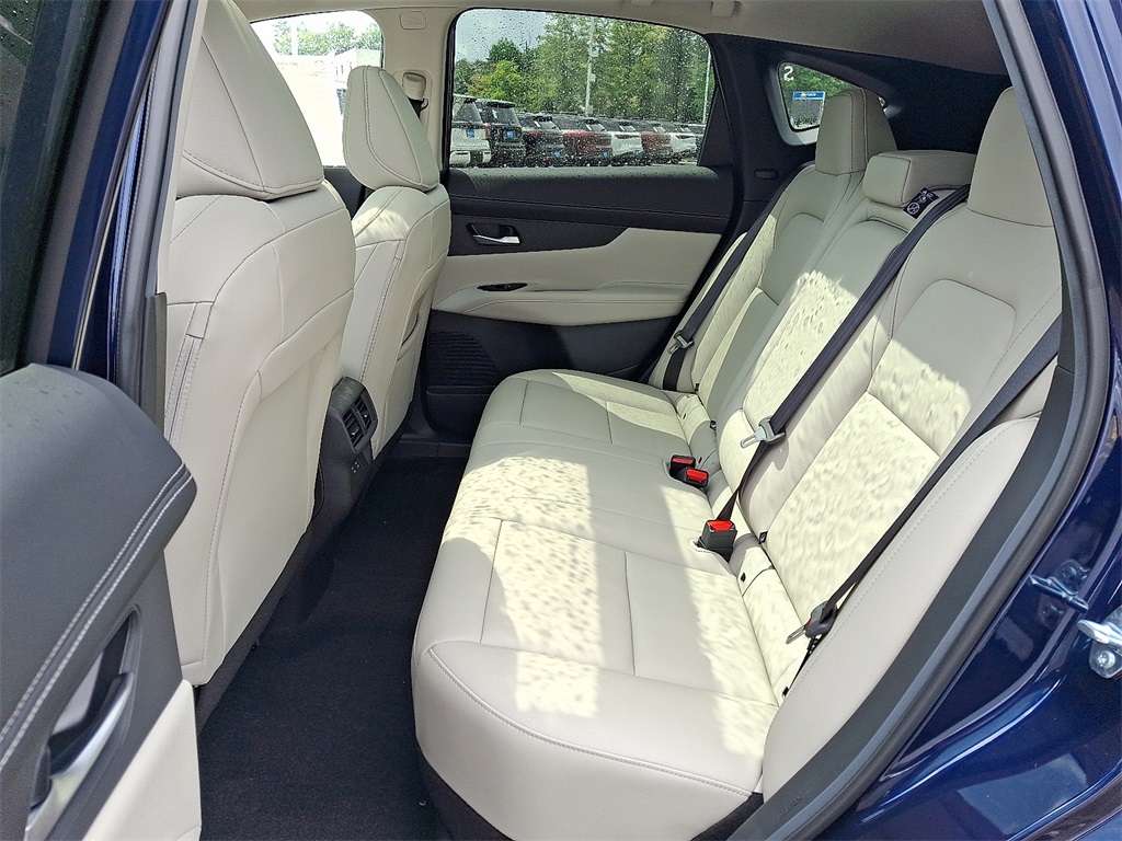 2025 Nissan Murano SL photo 4