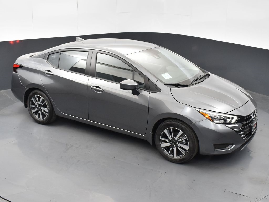2025 Nissan Versa 1.6 SV photo 41