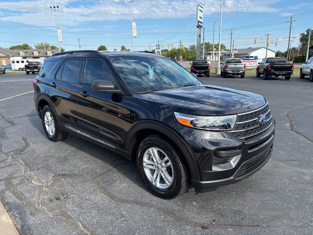 2024 Ford Explorer XLT photo 7