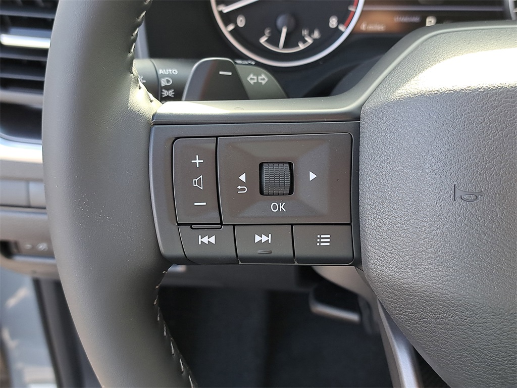2026 Nissan Rogue SV photo 24