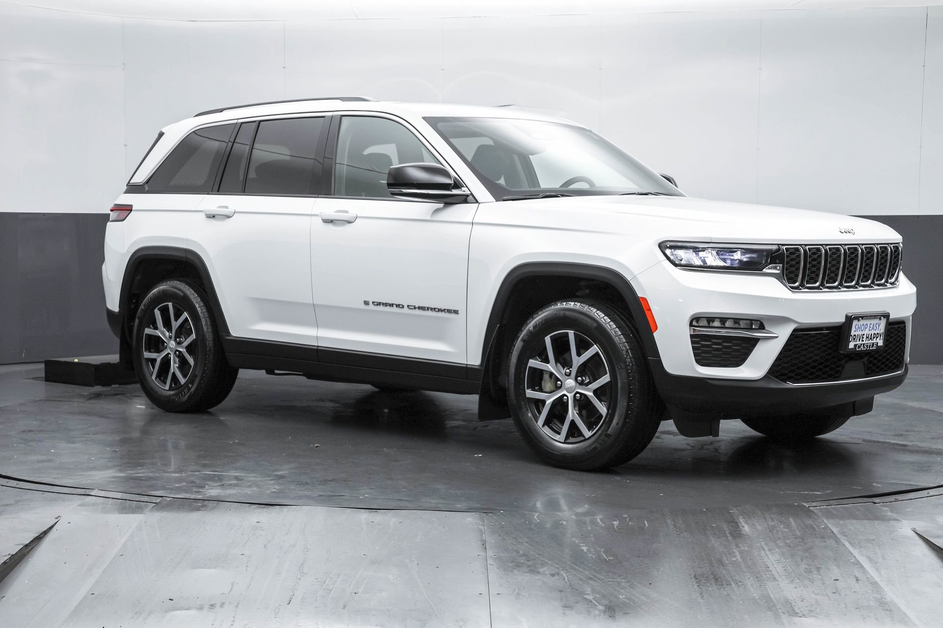2024 Jeep Grand Cherokee Limited photo 6