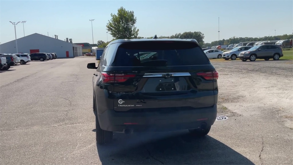 2023 Chevrolet Traverse LS photo 7