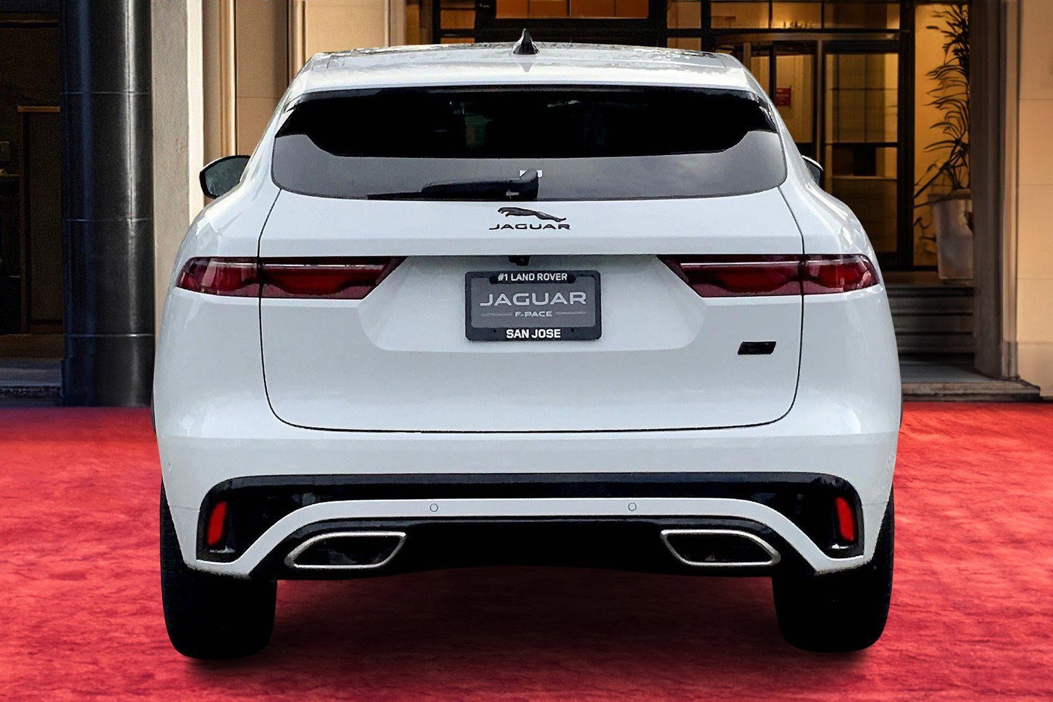 2026 Jaguar F-PACE P400 R-Dynamic S photo 4