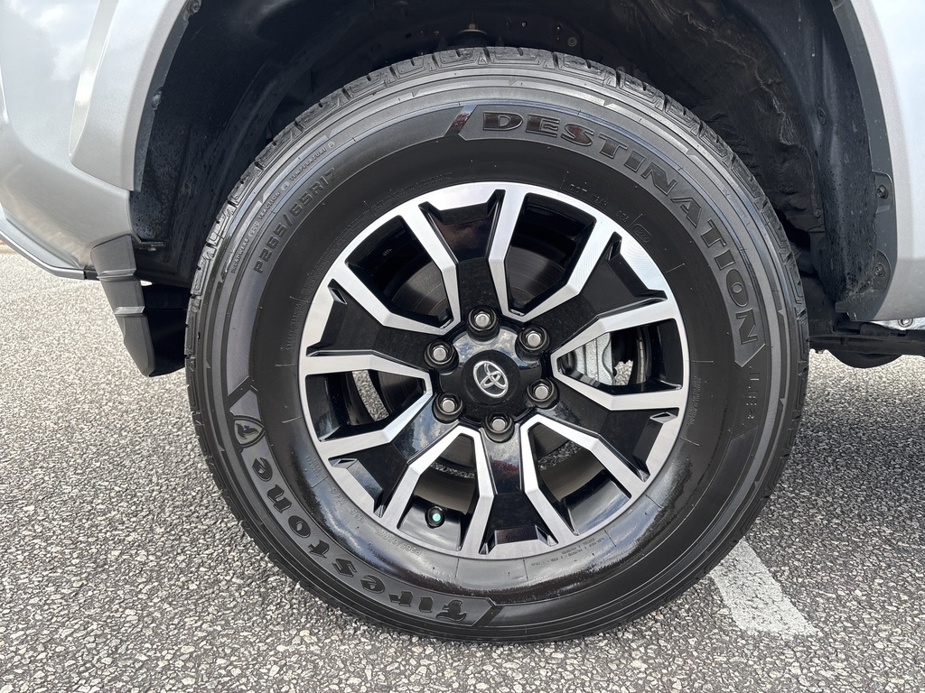 2022 Toyota Tacoma TRD Sport photo 10