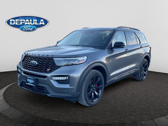 2022 Ford Explorer ST's photo