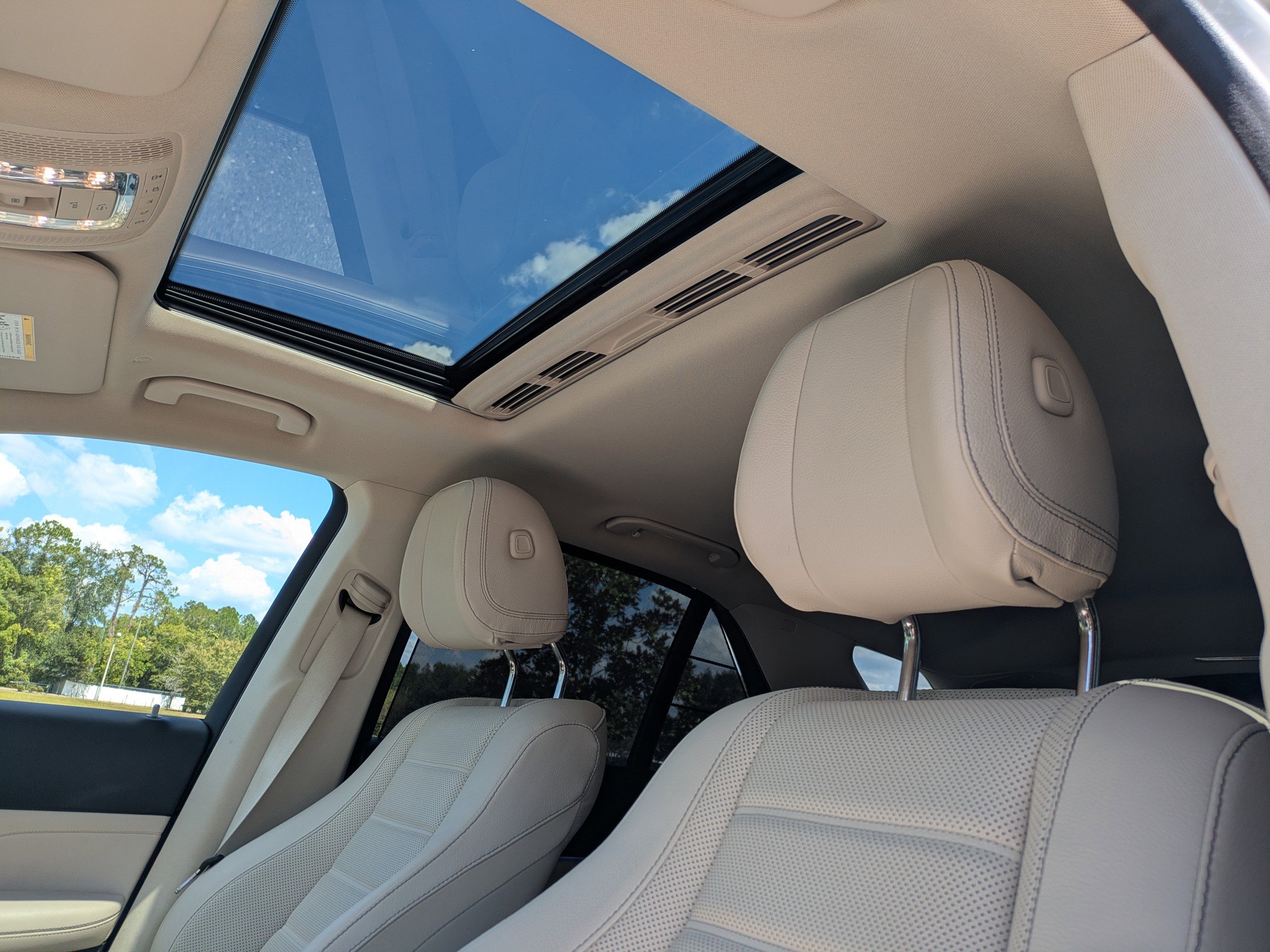 2021 Mercedes Benz GLE 450 4MATIC photo 4