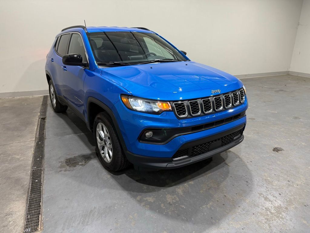 2025 Jeep Compass Latitude's photo