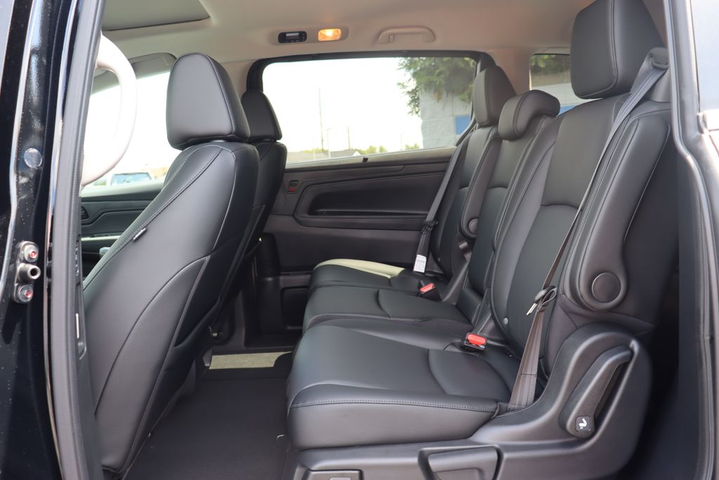 2026 Honda Odyssey EX-L photo 9