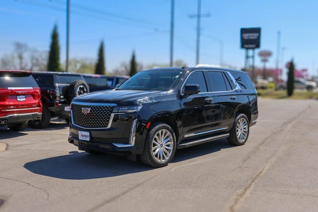 Used 2022 Black Raven Cadillac Premium Luxury image 2