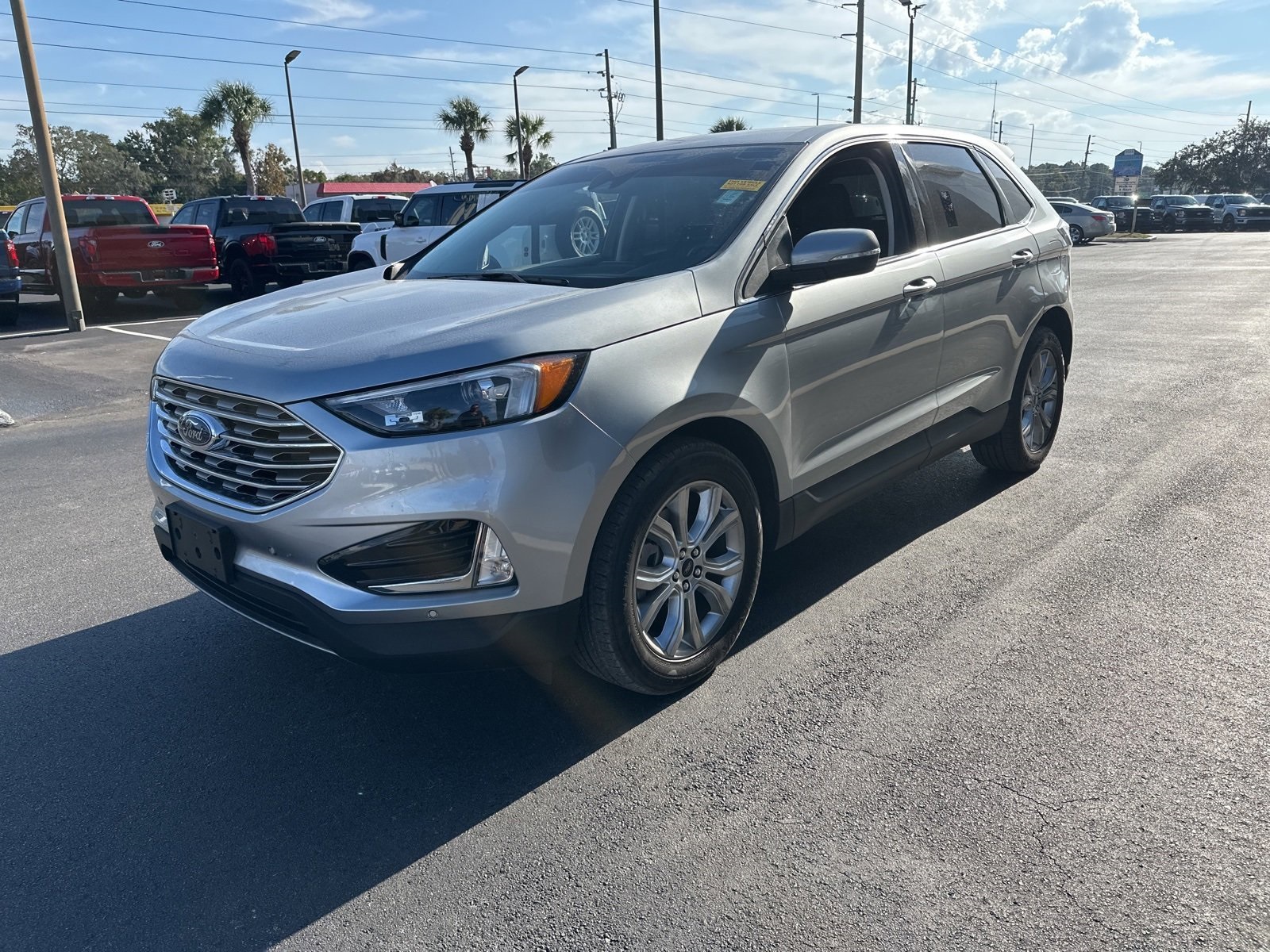 2024 Ford Edge Titanium photo 3