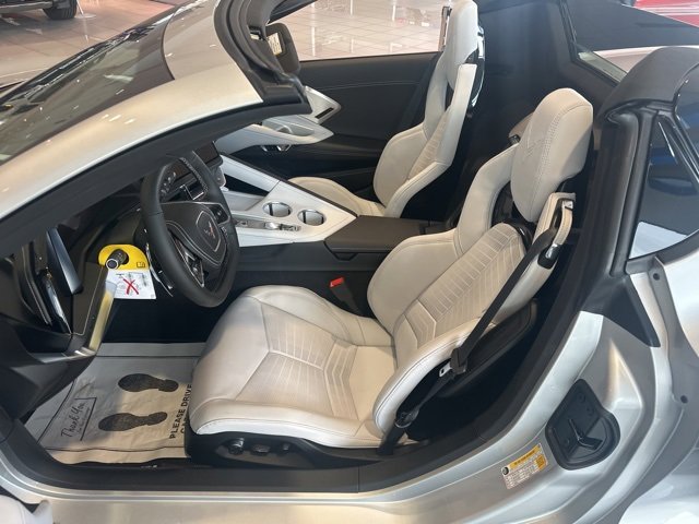 2026 Chevrolet Corvette Stingray 2LT photo 5