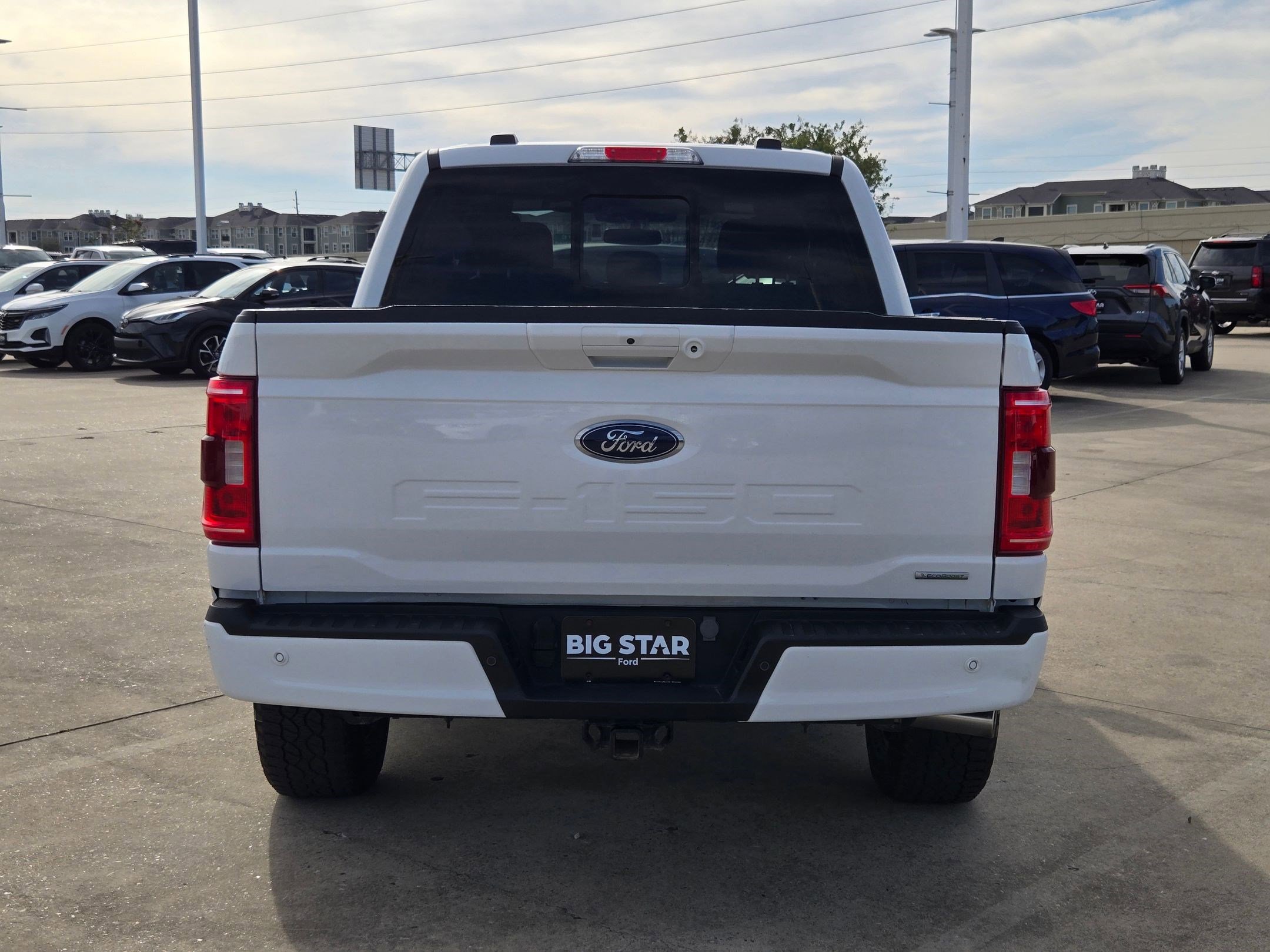 2023 Ford F-150 XLT photo 4