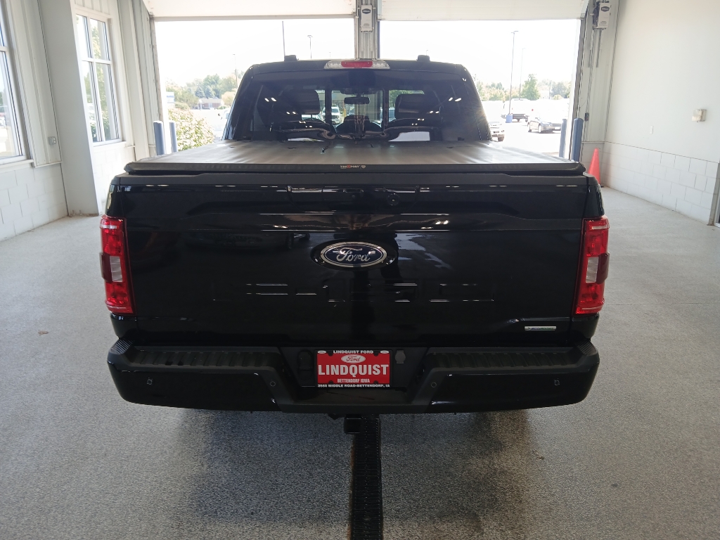 2023 Ford F-150 XLT photo 7