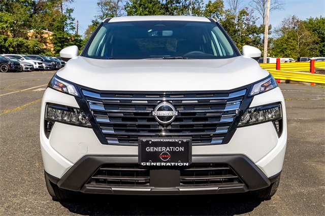 2026 Nissan Rogue SV photo 2