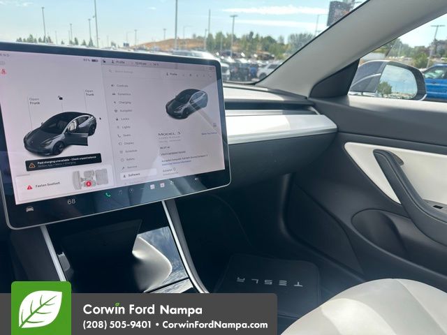 2019 Tesla Model 3 Long Range photo 7
