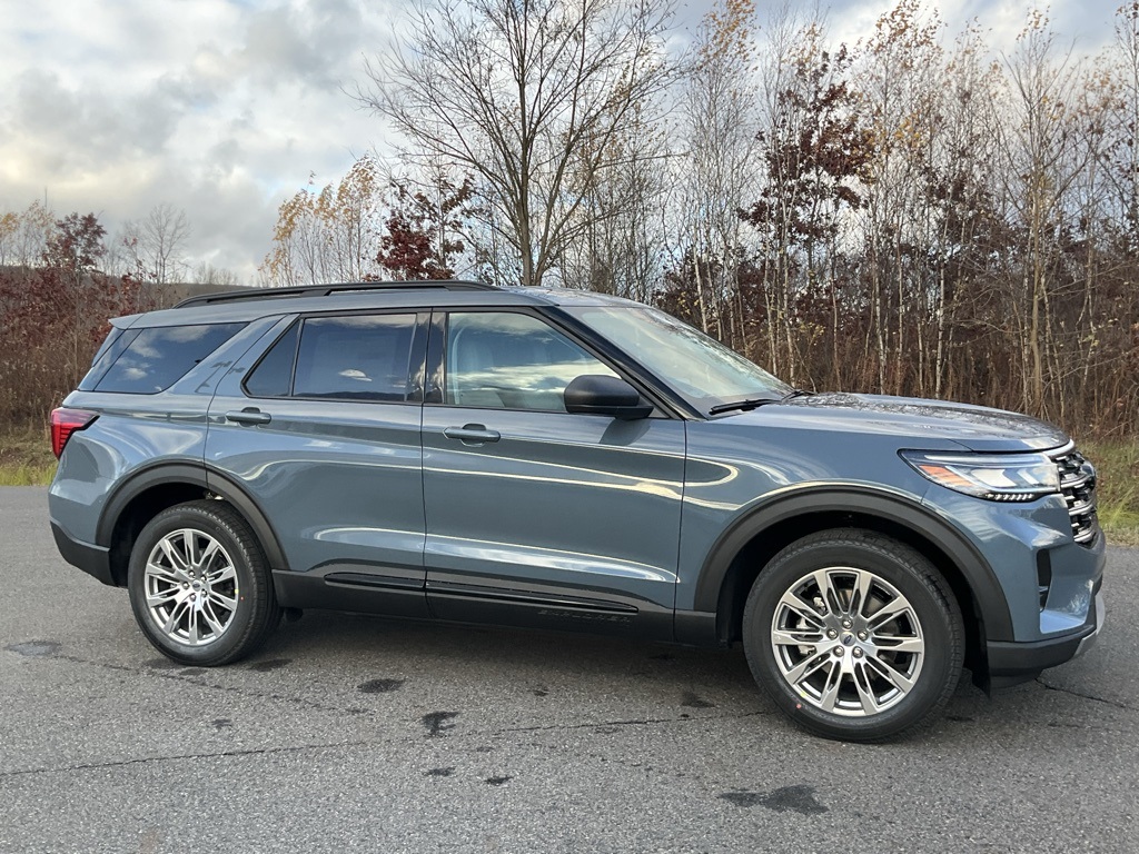 2026 Ford Explorer Active's photo