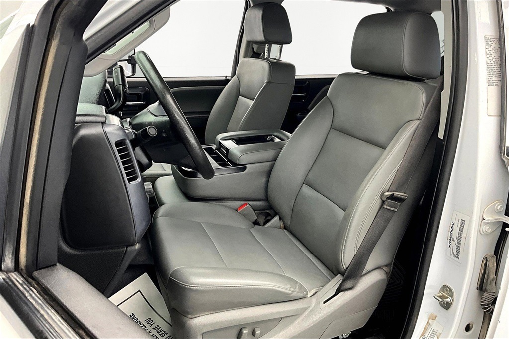 2022 Chevrolet Silverado 4500HD Work Truck photo 24
