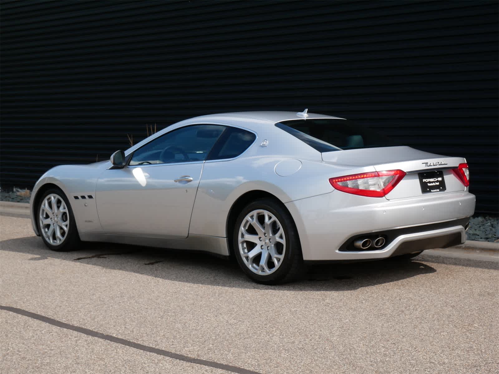 2011 Maserati Granturismo Automatic photo 3