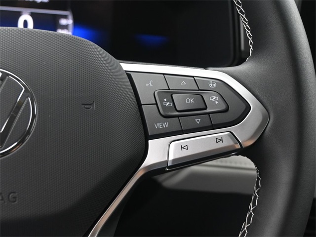 2025 Volkswagen Taos S photo 2